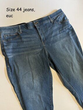 Size 44 Lularoe jeans, blue, no distressing (217)